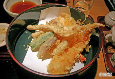 東京のお蕎麦屋さんで出された天ぷら