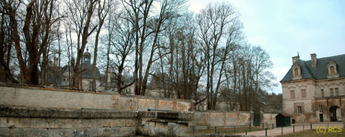 Château de Tanlayの門